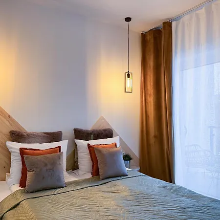 Przystanek Uzdrowiskowa